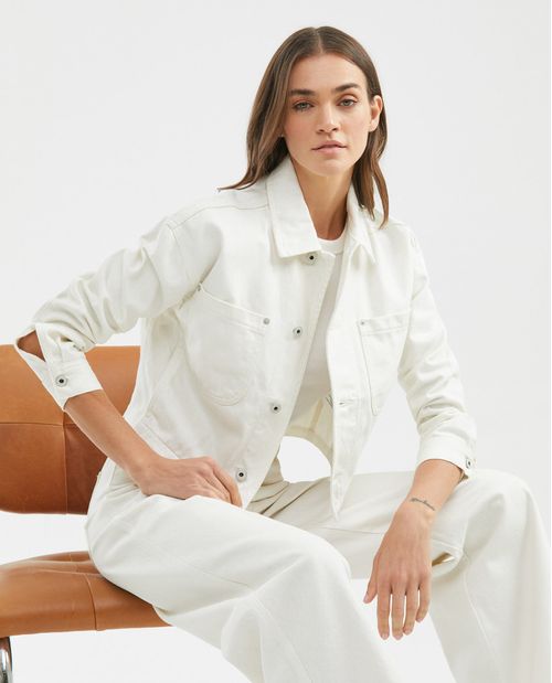Chaqueta de Mujer en Denim, Tipo Trucker Straight Fit - Color Crudo