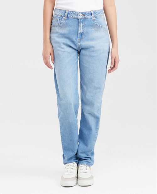 Jean Boyfit Tiro Medio Bota Skinny Azul Claro con Piedras Brillantes para Mujer